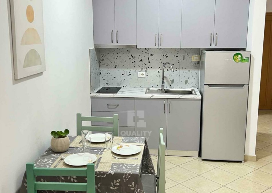 Durres, jepet me qera apartament 1+1 , 150 € (Plepa, Durres)