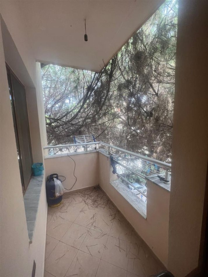 Durres, shitet apartament 1+1+Ballkon Kati 3, 60 m² 70.000 € (Mali Robit, Durres)