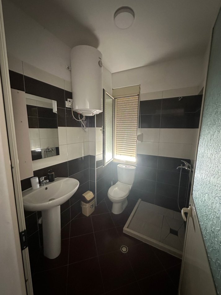 Durres, jepet me qera apartament 1+1+Ballkon , 150 € (Plepa, Durres)