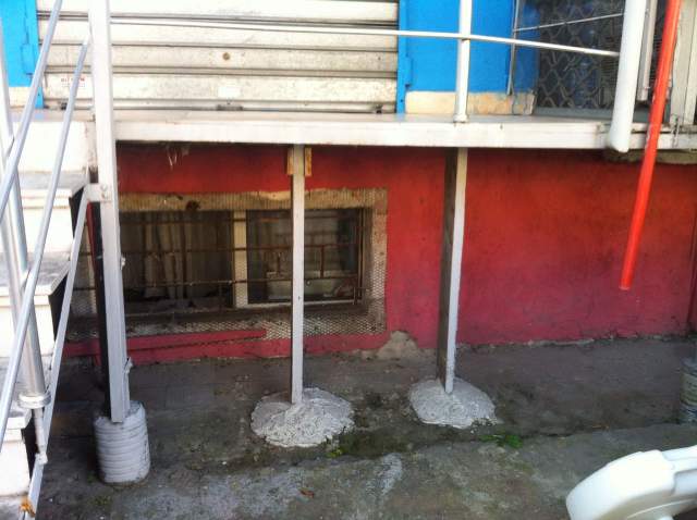 Tirane, Shitet Apartament/në katin  ±1, bodrum, tip  2+1,Sip.64 m², Cmimi 75'000 euro, Rr.'Dibrës", nga Medreseja/Klinika Ortodokse deri te Farmaci Nr.10/ kryqëzimi i QSUT-se Unaza.