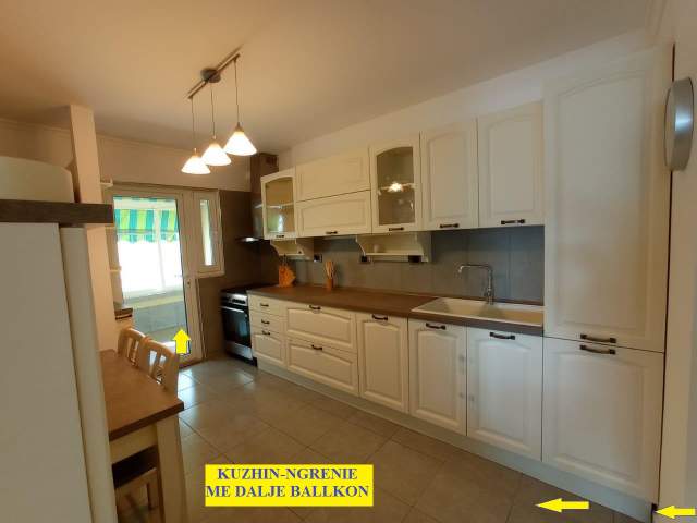 Tirane, Shitet Apartament cilësor & bollshëm, 2+1me 2-banjo, ballkon, kati 7, pallat ri 9 kat, sip.120m, Cmim 250'000€, rr.Sulejman Delvina, 30m Shesh