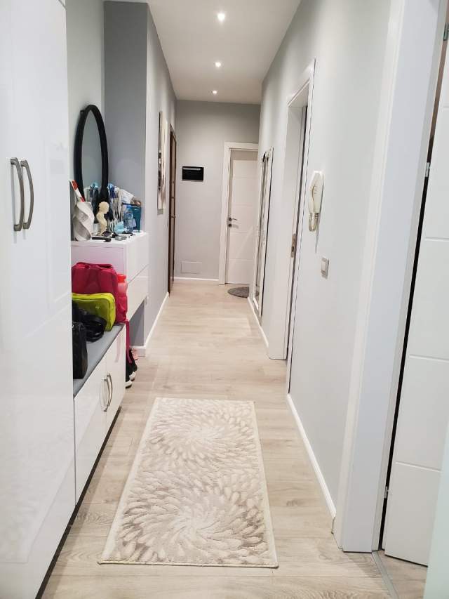 Tirane, shes apartament  te mobiluar investuar 2+1+BLK 154.000 Euro ( afer Big Market mbi unaze)