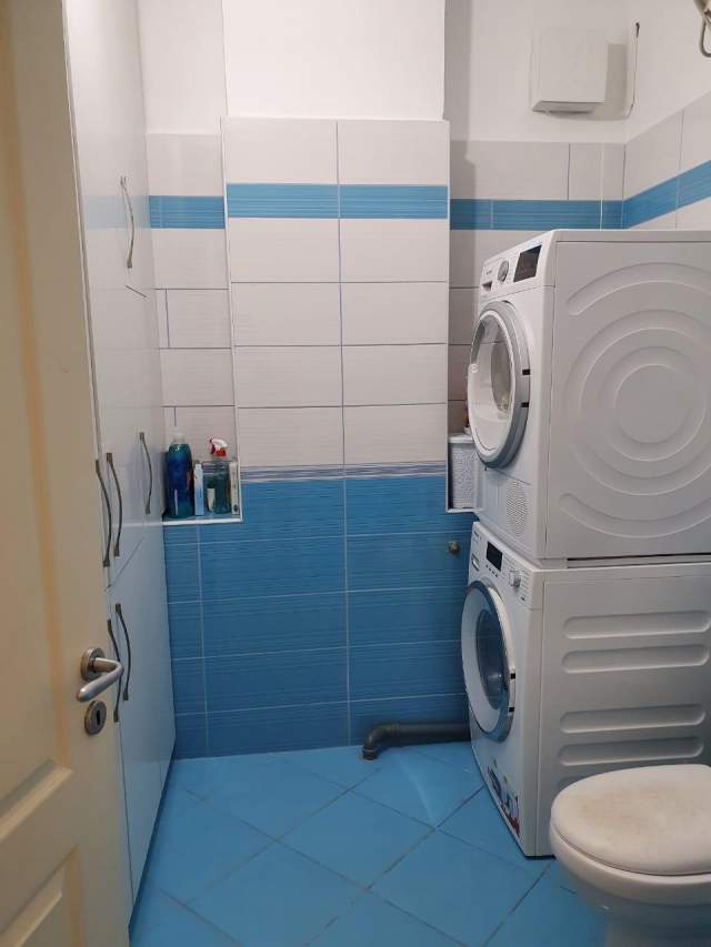 TIrane, shitet apartament 2+1+2 kati 3, 88.000 euro (Fresk)