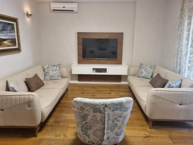 Tirane, shes apartament 2+1 105 m² 135.000 Euro (21 dhjetori)