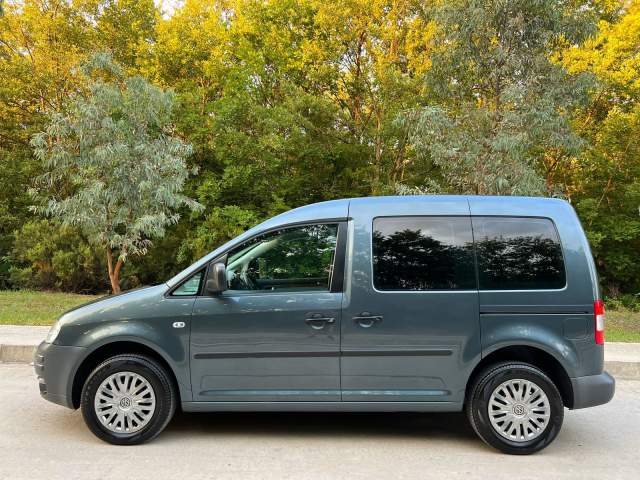shes Volkswagen VW CADDY - 1.9 NAFTE - MANUAL - 2007