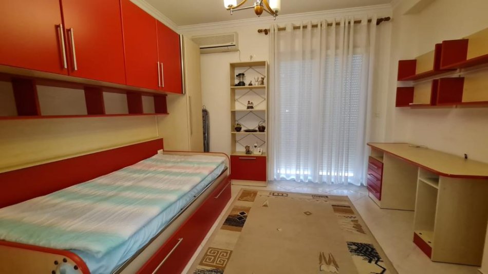 Gjykata e Larte, 2+1 +ballkon+parkim Kati 5, 141 m² 349.000 € Gjykata e Larte (Tajvani)