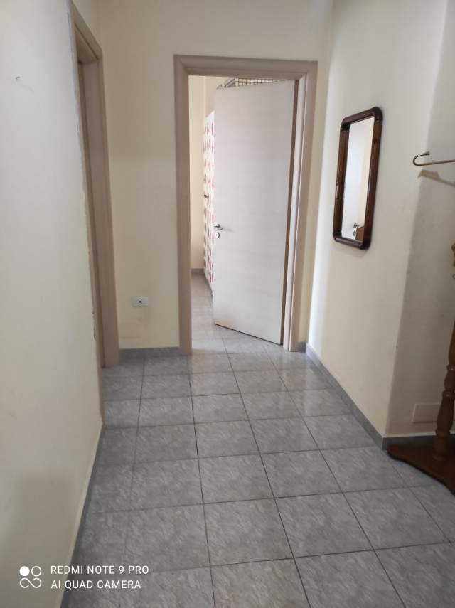 Tirane, jepet me qera apartament 1+1 Kati 5, 23.000 Leke (BESIM ALLA)