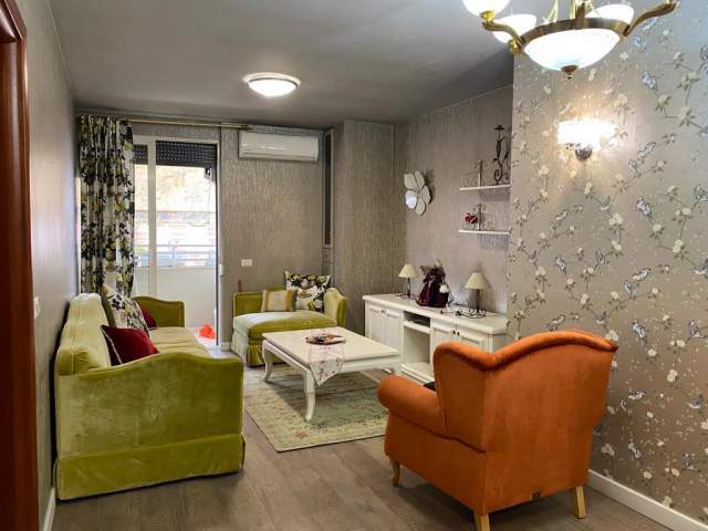 Tirane, shitet apartament 1+1 Kati 7, 70 m² 152.000 Euro (Bllok)
