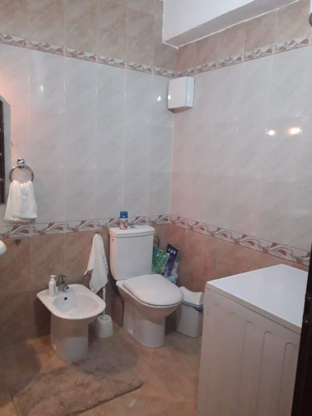 Tirane, jepet me qera apartament 2+1+BLK Kati 6, 120 m² 600 Euro (tish dahija)