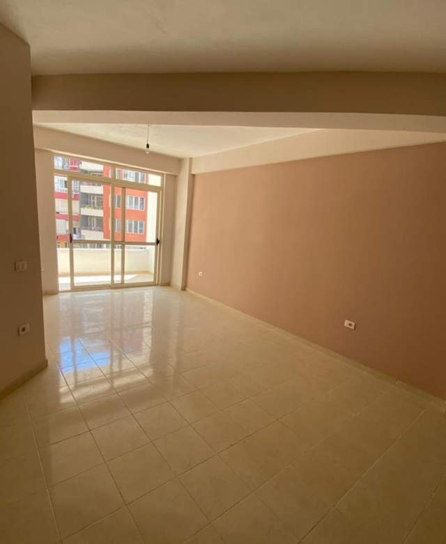 Tirane, shitet apartament 1+1+BLK Kati 3, 78 m² 70.000 Euro (astir)