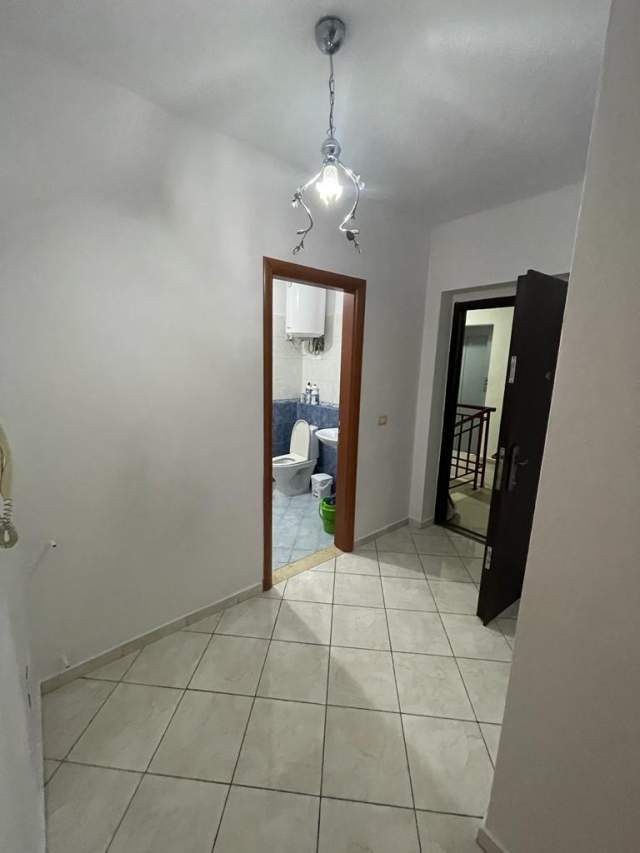 Tirane, jepet me qera apartament 1+1+BLK Kati 5, 73 m² 35.000 Leke (rruga durresit)