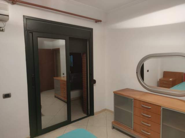 Tirane, jepet me qera apartament 2+1+BLK Kati 2, 108 m² 430 Euro (ferit xhajko)