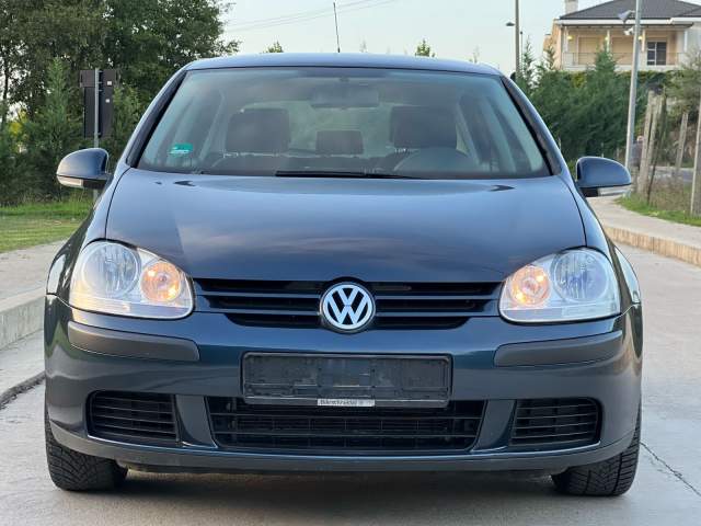 shes Volkswagen VW GOLF 5 - 1.9 NAFTE - MANUAL - 2006