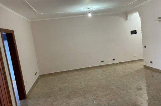 Tirane, jepet me qera apartament 2+1 Kati 10, 86 m² 35.000 Leke (komuna parisit)