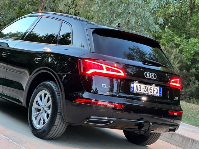 shes Audi AUDI Q5 - AUTOMAT - 2.0 NAFTE - 2018