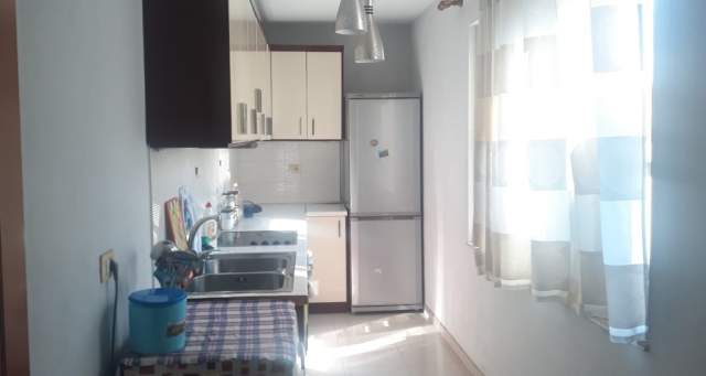 Tirane, jepet me qera apartament 2+1+BLK Kati 5, 92 m² 450 Euro (21 dhjetori)