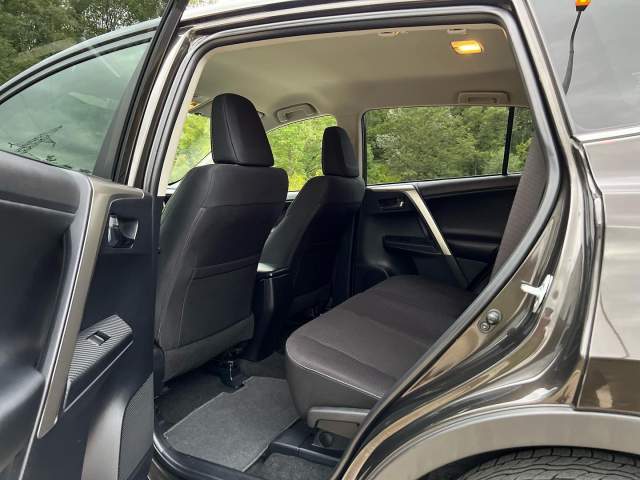 shes Toyota TOYOTA RAV 4 - AUTOMAT - 85.000 KM Viti 2015,