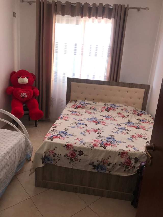 Tirane, shitet apartament 1+1+BLK Kati 5, 55 m² 42.000 Euro (demokracia)