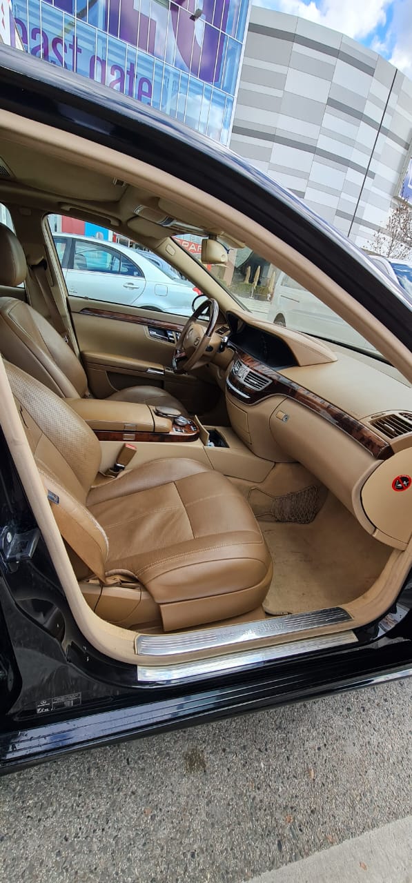 Tirane, shitet makine Mercedes-Benz s 320 Viti 2006, 6.000 Euro
