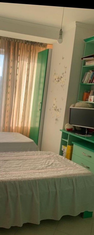 Tirane, jepet me qera apartament 2+1+BLK Kati 6, 115 m² 350 Euro (yzberisht)