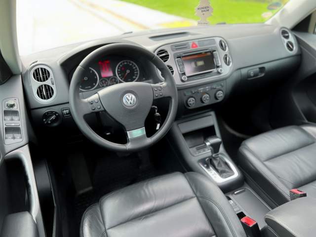 shes Volkswagen VW TIGUAN - PANORAMA - FULL - 2009