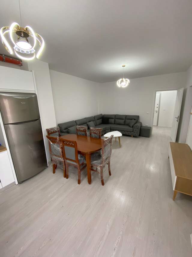 Tirane, jepet me qera apartament 2+1+BLK Kati 5, 93 m² 500 Euro (kompleksi sima)