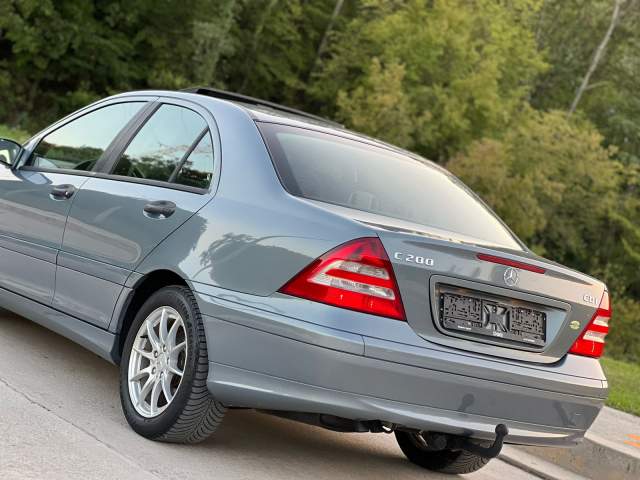 shes Mercedes-Benz MERCEDES C 220 EVO - BAXHO - AUTOMAT Viti 2006,