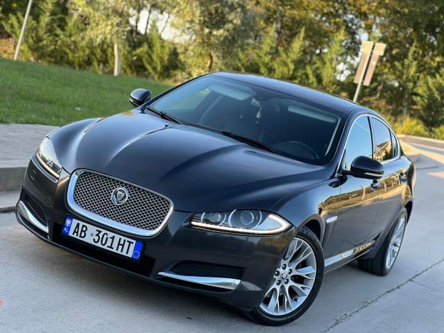shes Jaguar JAGUAR XF - 2.2 NAFTE - AUTOMAT - 2013
