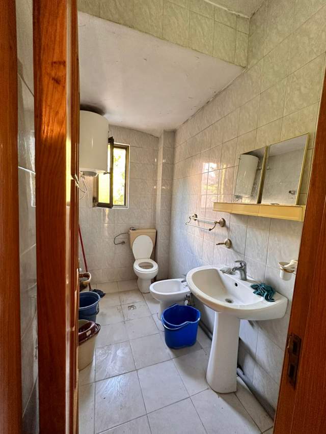 Tirane, shitet apartament 2+1+BLK Kati 3, 84 m² 98.000 Euro (Ruga Sander Prosi)