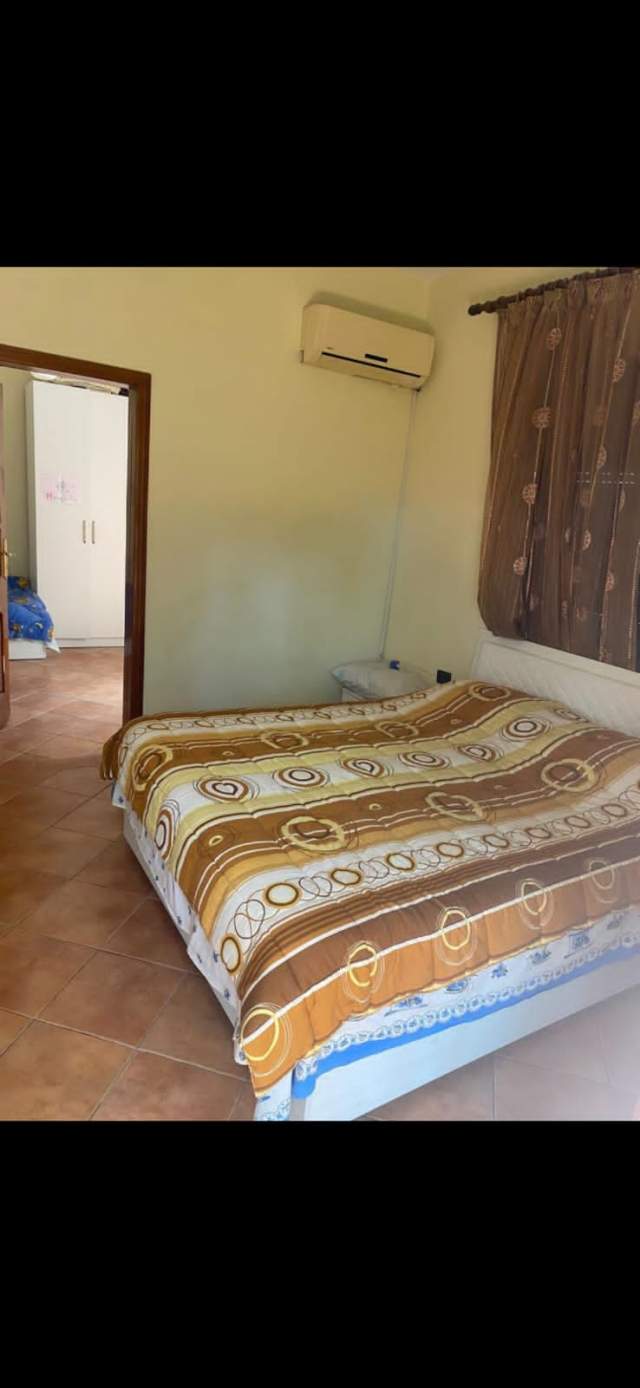 Tirane, jepet me qera apartament duplex 3+1+BLK Kati 2, 230 m² 400 Euro (dalip topi)