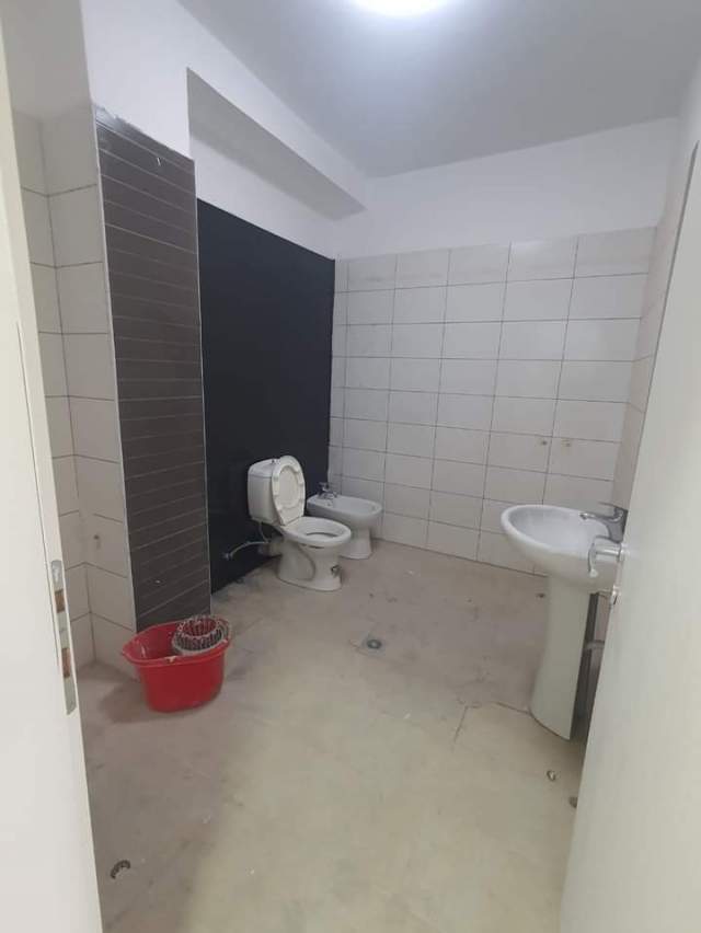 Tirane, shitet apartament 2+1+BLK Kati 4, 143 m² 250.000 Euro