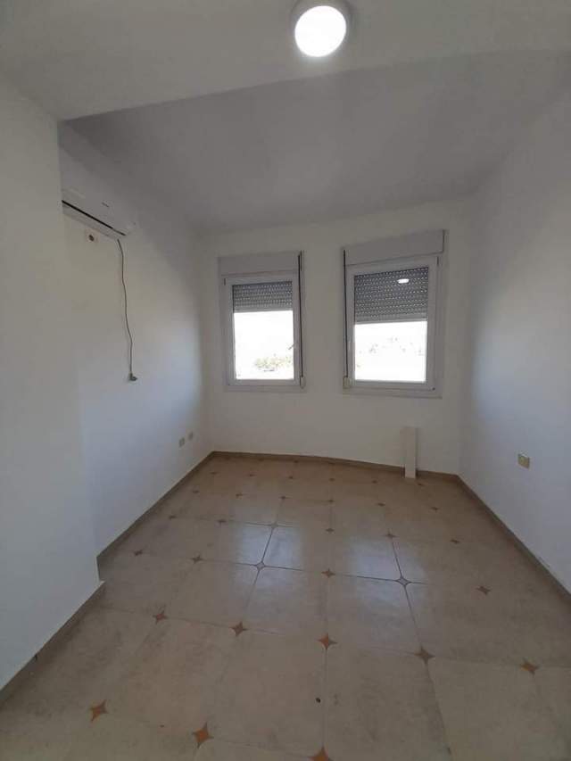 Tirane, shitet apartament 3+1+BLK Kati 4, 128 m² 250.000 Euro (kopshti zoologjik)
