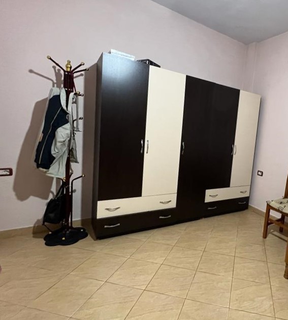 Tirane, jepet me qera apartament 2+1+BLK Kati 2, 100 m² 50.000 Leke (KAMEZ)