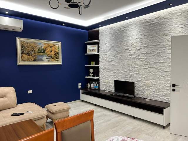 Tirane, jepet me qera apartament 2+1+BLK Kati 2, 100 m² 50.000 Leke (KAMEZ)