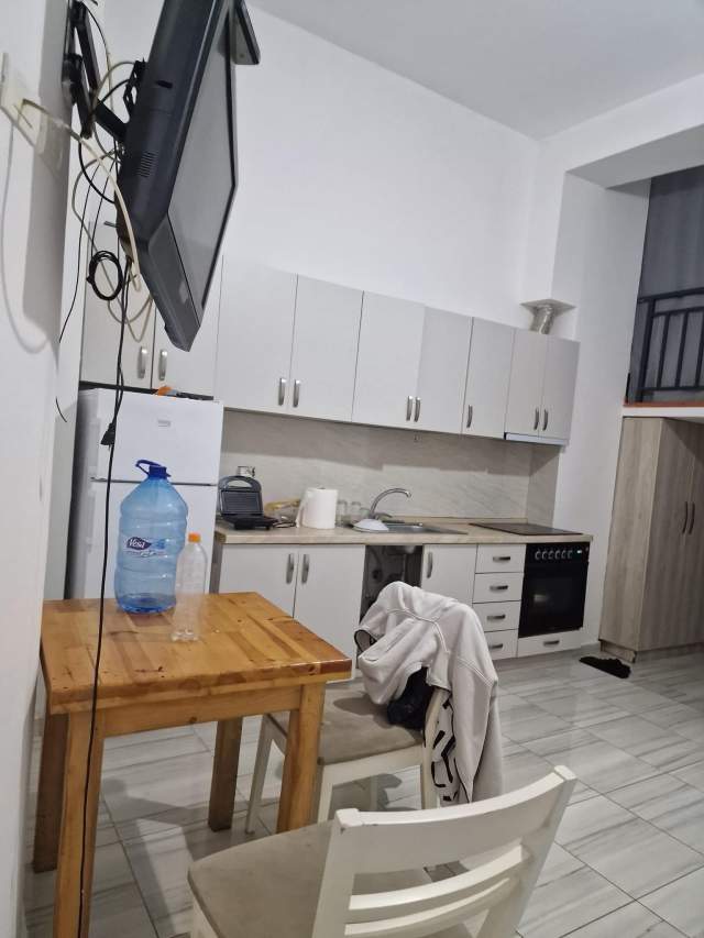 Tirane, shitet apartament duplex 1+1 Kati 1, 39 m² 42.300 Euro (5 maji)