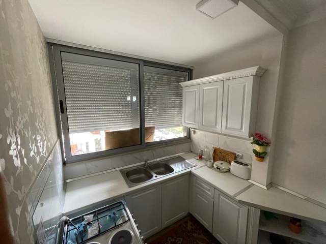 Tirane, shitet apartament 5+1+BLK Kati 1, 162 m² 320.000 Euro (durresit)