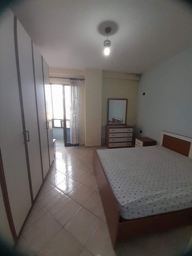 Apartament 2+1 ne shitje, Tregu Elektrik, ne Tirane