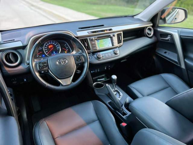 shes Toyota TOYOTA RAV 4 - AUTOMAT - 100.000 KM Viti 2015,