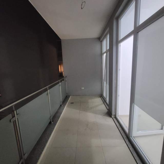 Tirane, jepet me qera apartament 1+1+BLK Kati 4, 55 m² 400 Euro (petro korcari)