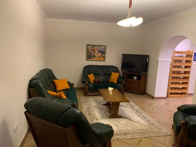 Tirane, jepet me qera apartament 3+1+BLK Kati 2, 125 m² 550 Euro (naim frasheri)