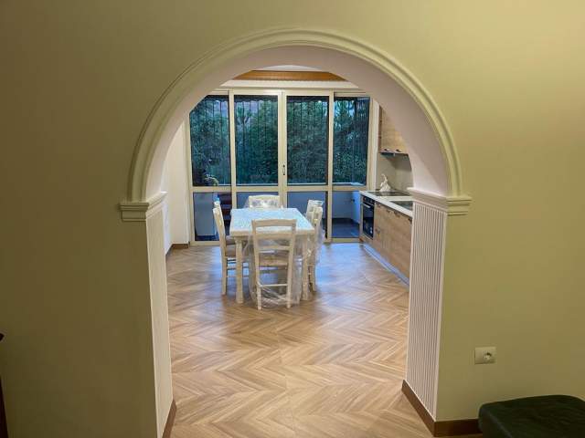 Tirane, jepet me qera apartament 3+1+BLK Kati 2, 125 m² 550 Euro (naim frasheri)