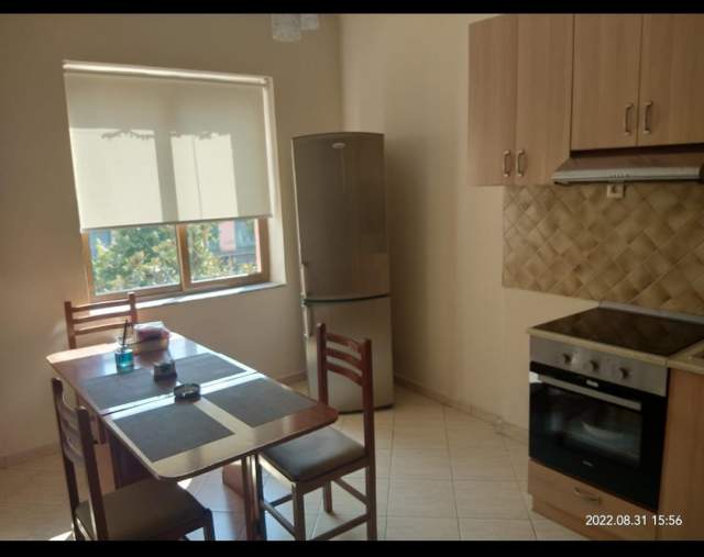 Tirane, jepet me qera apartament 2+1+BLK Kati 2, 75 m² 450 Euro (durresit)