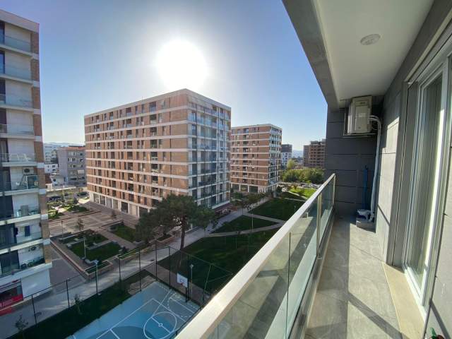 Tirane, shes apartament 3+1 Kati 6, 150 m² 260.000  (Fiori Don Bosko)