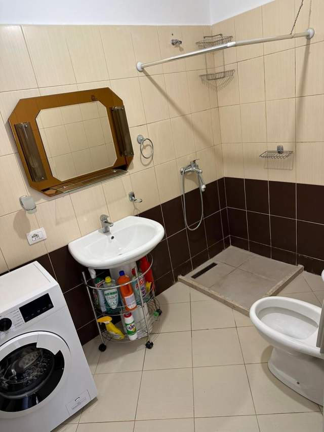 Tirane, jepet me qera apartament 2+1+BLK Kati 2, 170 m² 400 Euro (teodor keko)