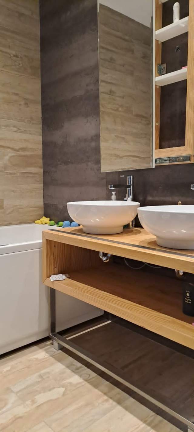 Tirane, jepet me qera apartament 2+1+BLK Kati 8, 125 m² 1.500 Euro (Rruga Dervish Hima)
