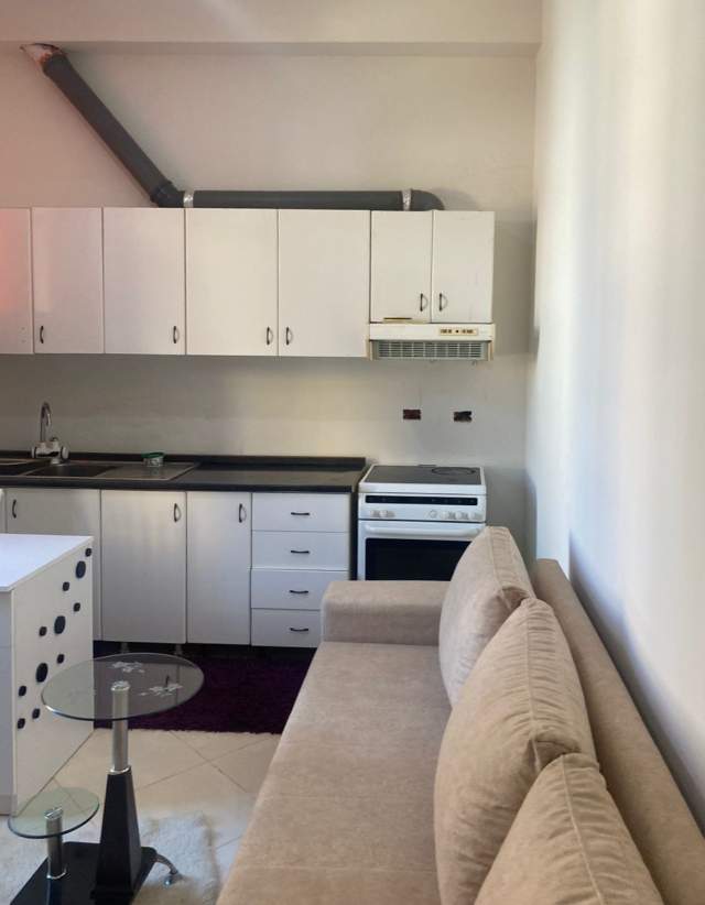 Tirane, jepet me qera apartament 1+1+BLK Kati 2, 60 m² 350 Euro (siri kodra)