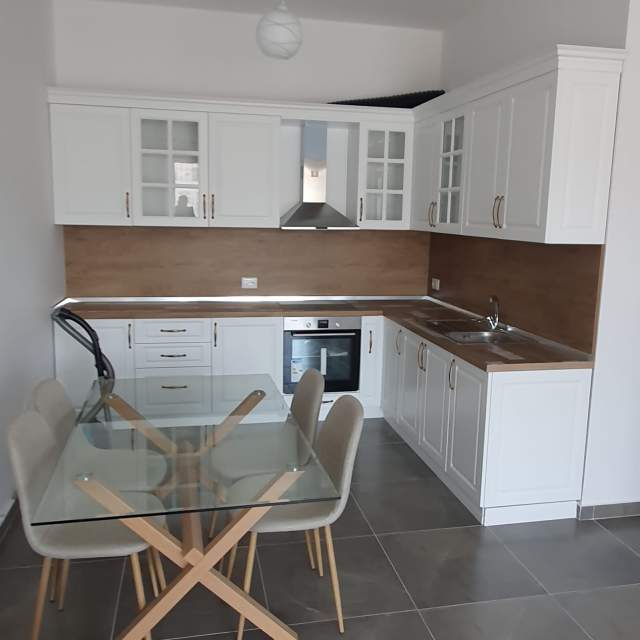 Tirane, jepet me qera 1+1+A+BLK Kati 7, 76 m² 500 Euro (Kavajës)