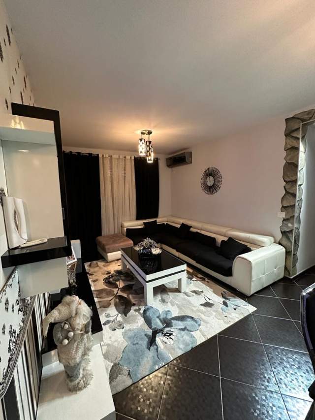 Tirane, jepet me qera apartament 3+1+A+BLK Kati 3, 130 m² 800 Euro (Ish Stazioni Trenit)
