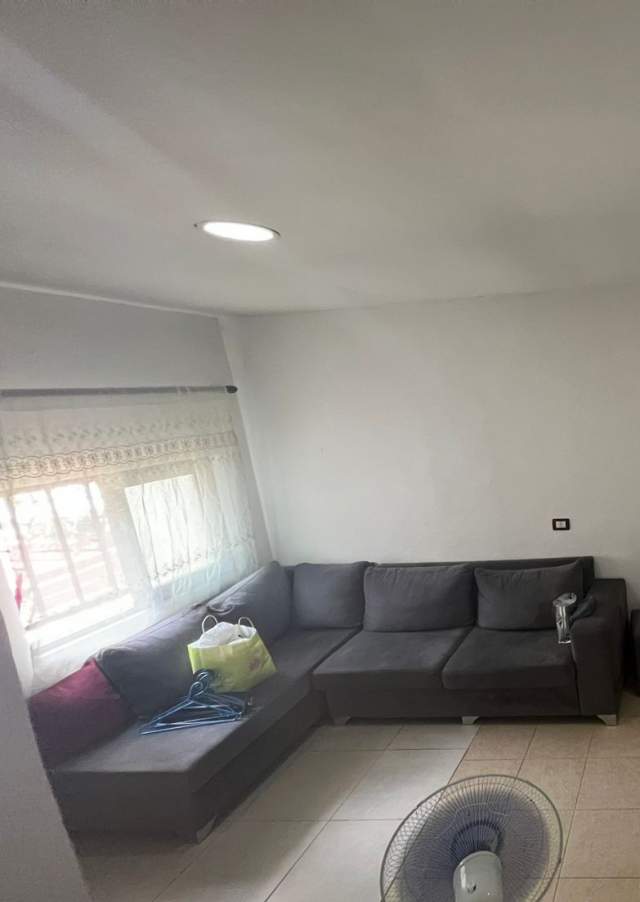 Tirane, jepet me qera apartament 2+1 Kati 5, 70 m² 30.000 Leke (Fundi Rruges Jordan Misja)