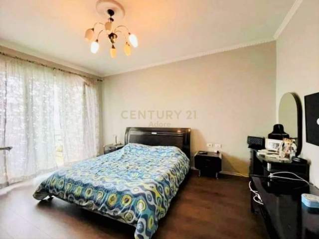 Tirane, shitet apartament 2+1+BLK Kati 2, 170.000 Euro (Eduard Mano)